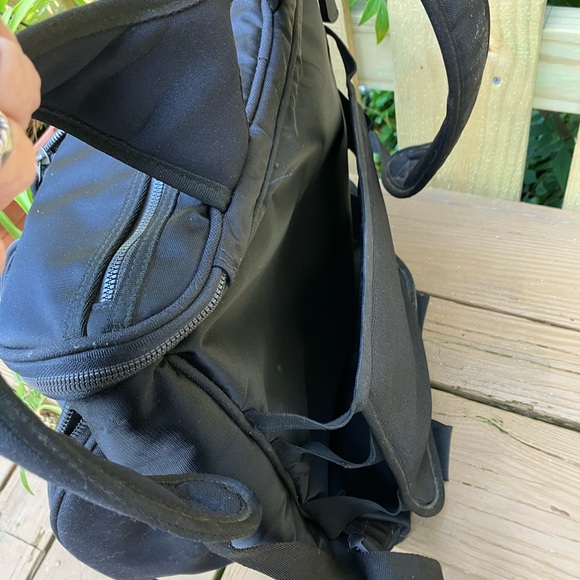 Huge Banana Republic backpack w/tons of storage.Great for travel/hiking/camping. - Picture 10 of 11